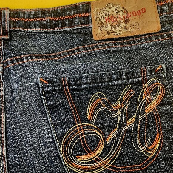Rare Vintage Hollywood w/H on back pocket Made in Canada Sz 29 coloured stitches - Picture 6 of 6